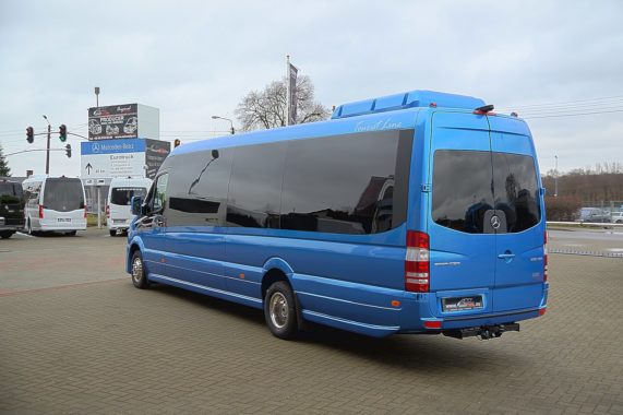 CUBY Bus Tourist Line No. 411