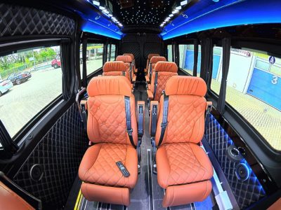 TOURIST LINE GALLERY NO. 389 24 Sprinter CUBY Vip Line No. 389